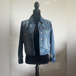 Levi’s denim jacket